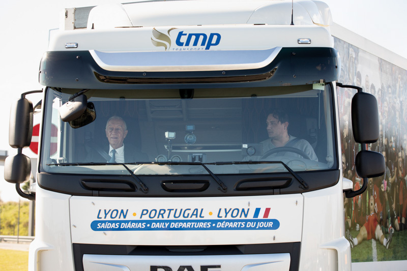 El presidente de Portugal realiza un viaje para escuchar los problemas de los conductores