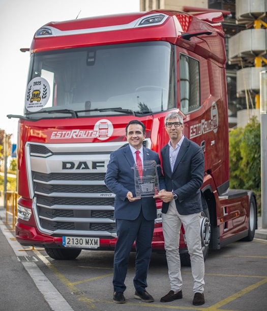 DAF-XG-plus-530-awarded-Most-Popular-Truck-cotransport-Forum-DSC_9238