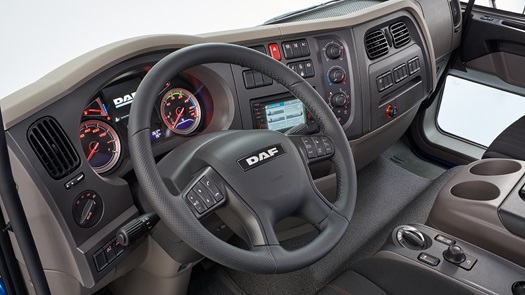 DAF introduces New LF