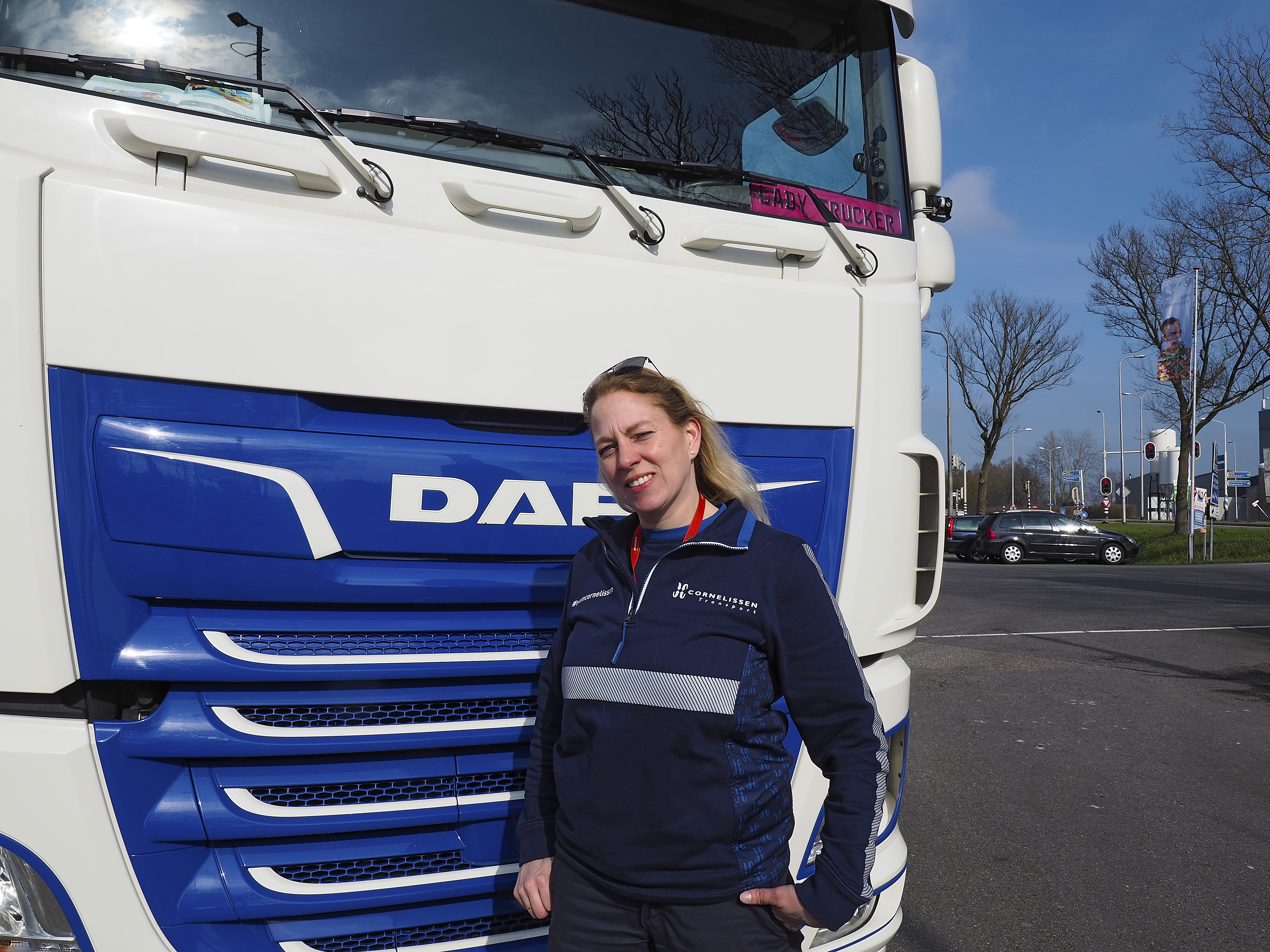 Un DAF EcoCombi de 25,25 metros con una mujer al volante 4 Bianca Weijers Tüss - DAF Vehiculos Industriales