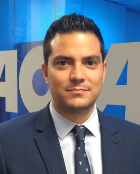PACCAR-Financial-javier-led